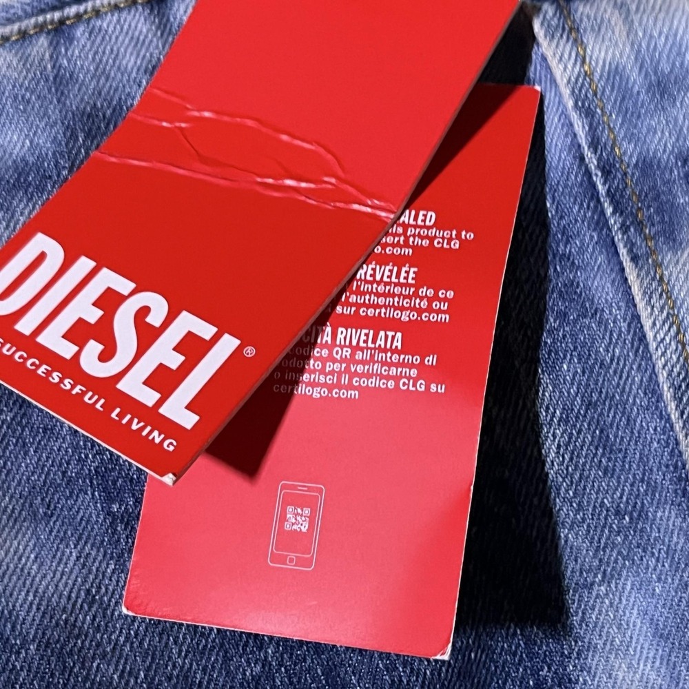 Diesel D-Gen-F-Fse Flare Jeans Womens 24 Blue Acid Wash Zip Pockets 24x32 NEW - Picture 12 of 16